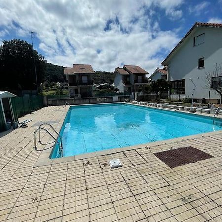 Chalet En Urbanizacion Con Piscina Argoños Kültér fotó